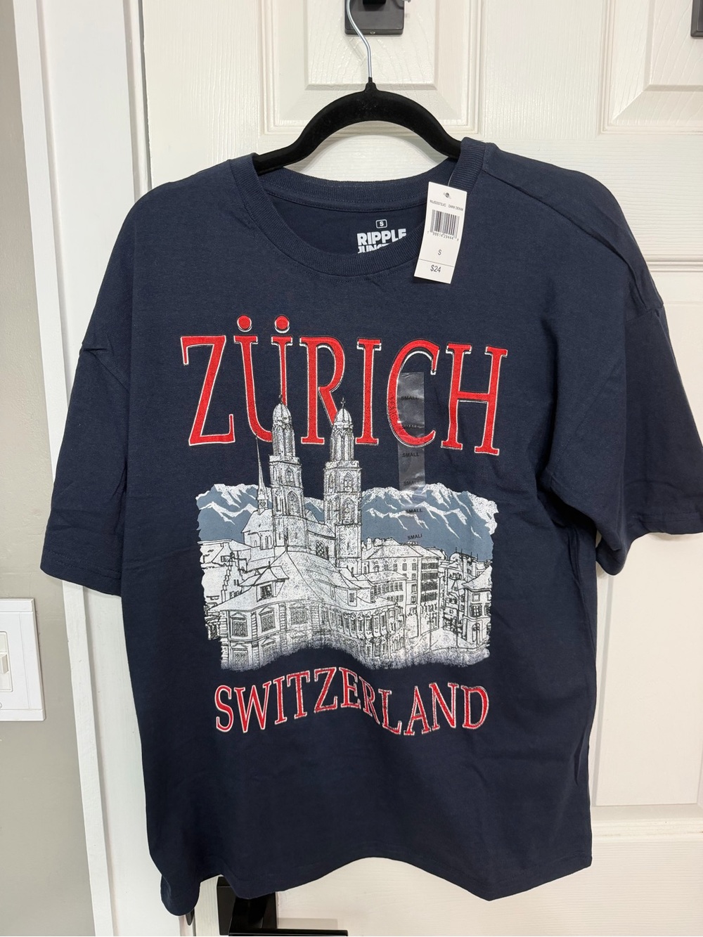 Ripple Junction Navy Zürich Switzerland Graphic Tee Small